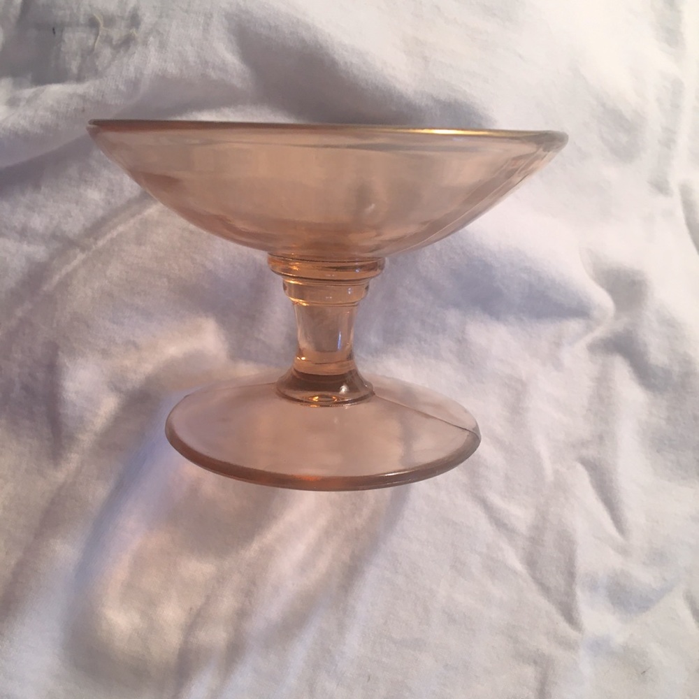 Antique depression era pink glass beautiful piece